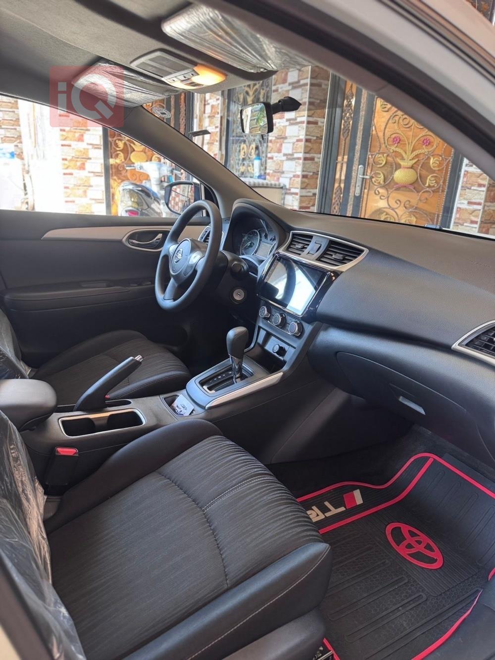 نيسان سنترا